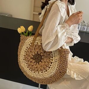 NWT RAFFIA ❤️‍🔥 TAN COLORED WOVEN BEACH BAG